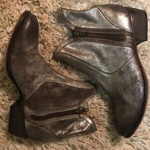 Seychelles Metallic Silver Ankle Boots